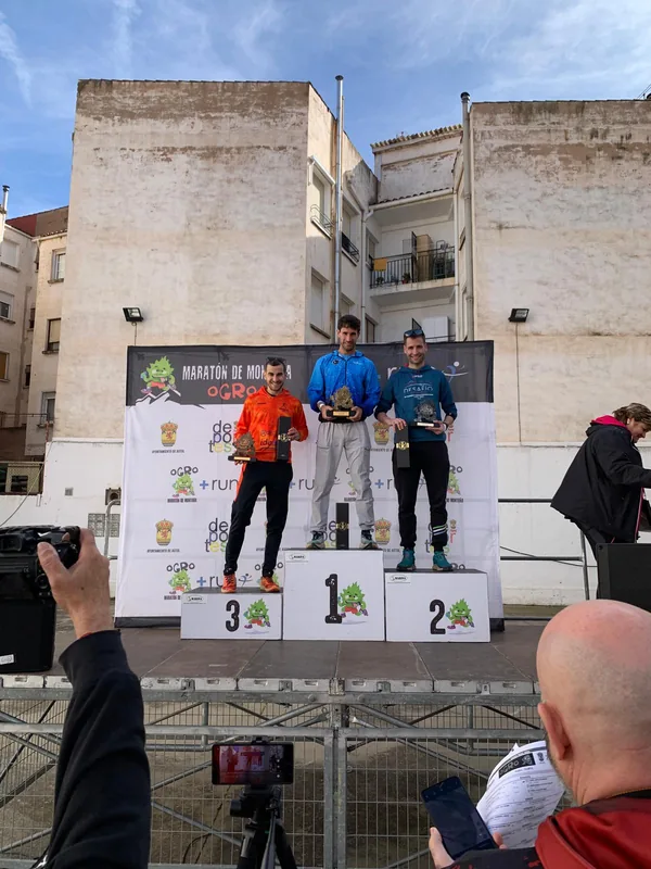 Podio masculino Ogro Trail 2026 - Víctor López TRD
