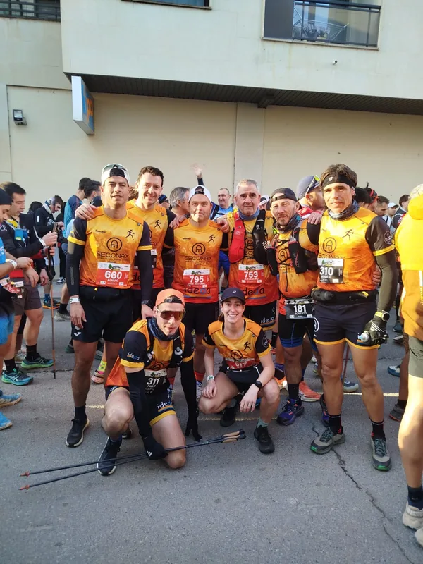 Grupo TRD antes de la salida Ogro Trail 2026