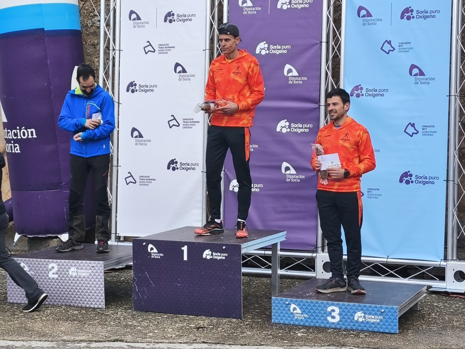 Podio masculino 1º y 3º puesto TRD Inodejo 2026